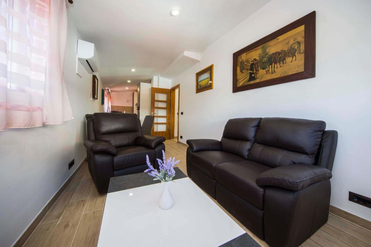 Ve & Ki Appartement Podstrana Buitenkant foto