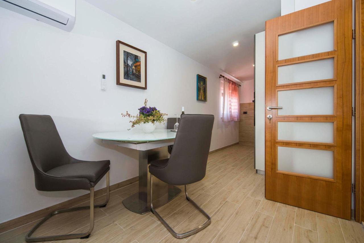 Ve & Ki Appartement Podstrana Buitenkant foto