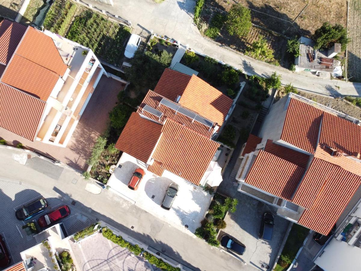 Ve & Ki Appartement Podstrana Buitenkant foto