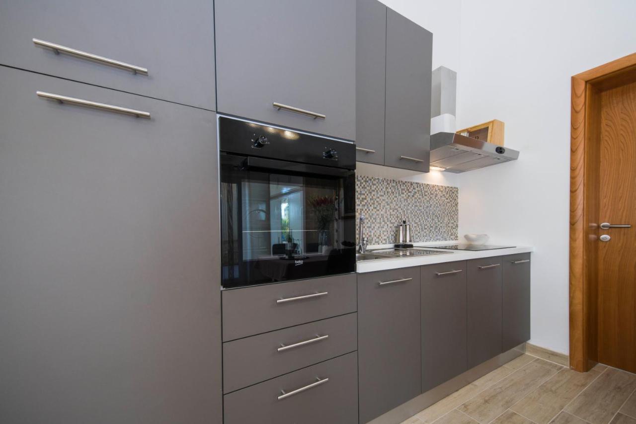 Ve & Ki Appartement Podstrana Buitenkant foto
